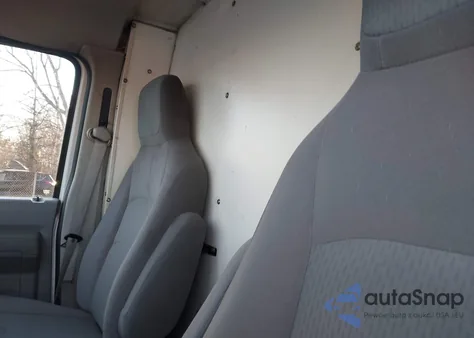 2012 Ford E-350 Super Duty Commercial из США, поврежденный, VIN 1FTSS3EL4CDA14083